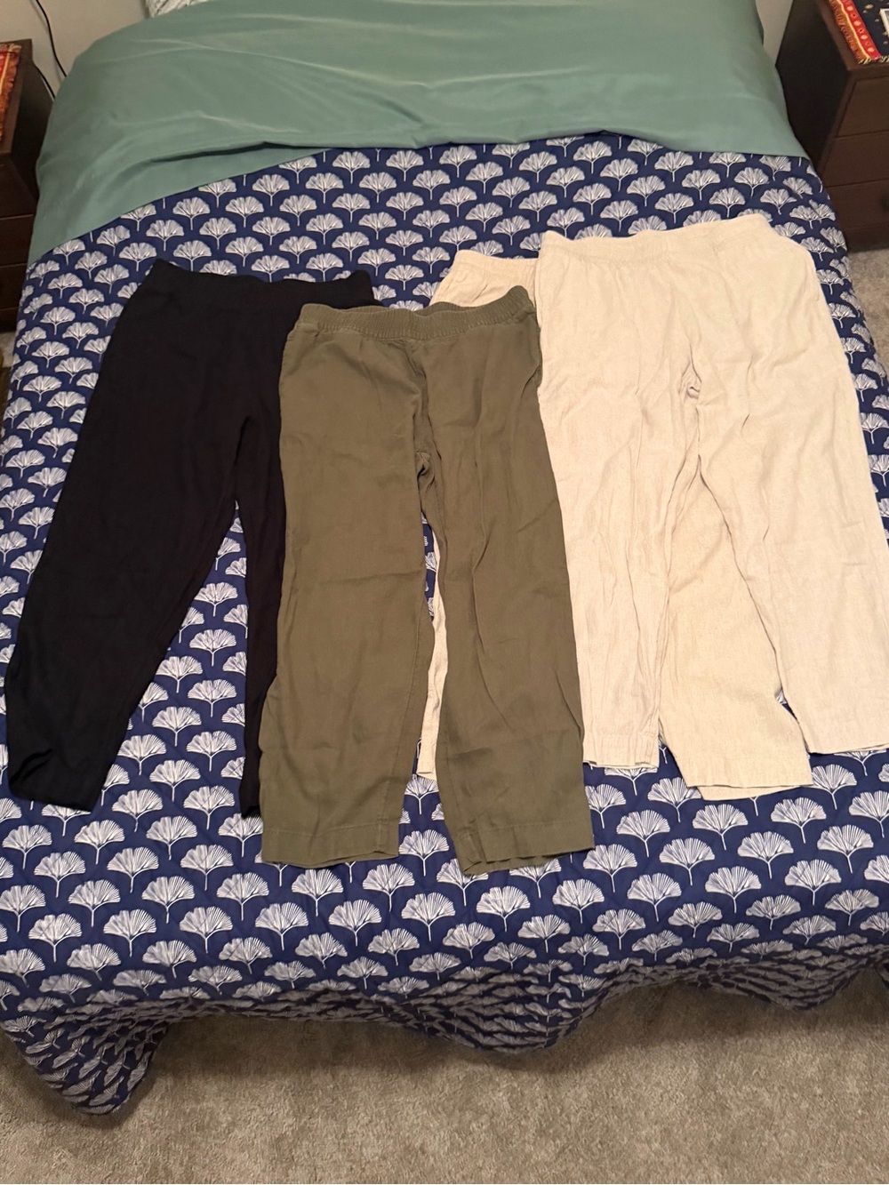 Old Navy Women's Pull-On 4 pocket linen Pants in Black, Olive & Beige